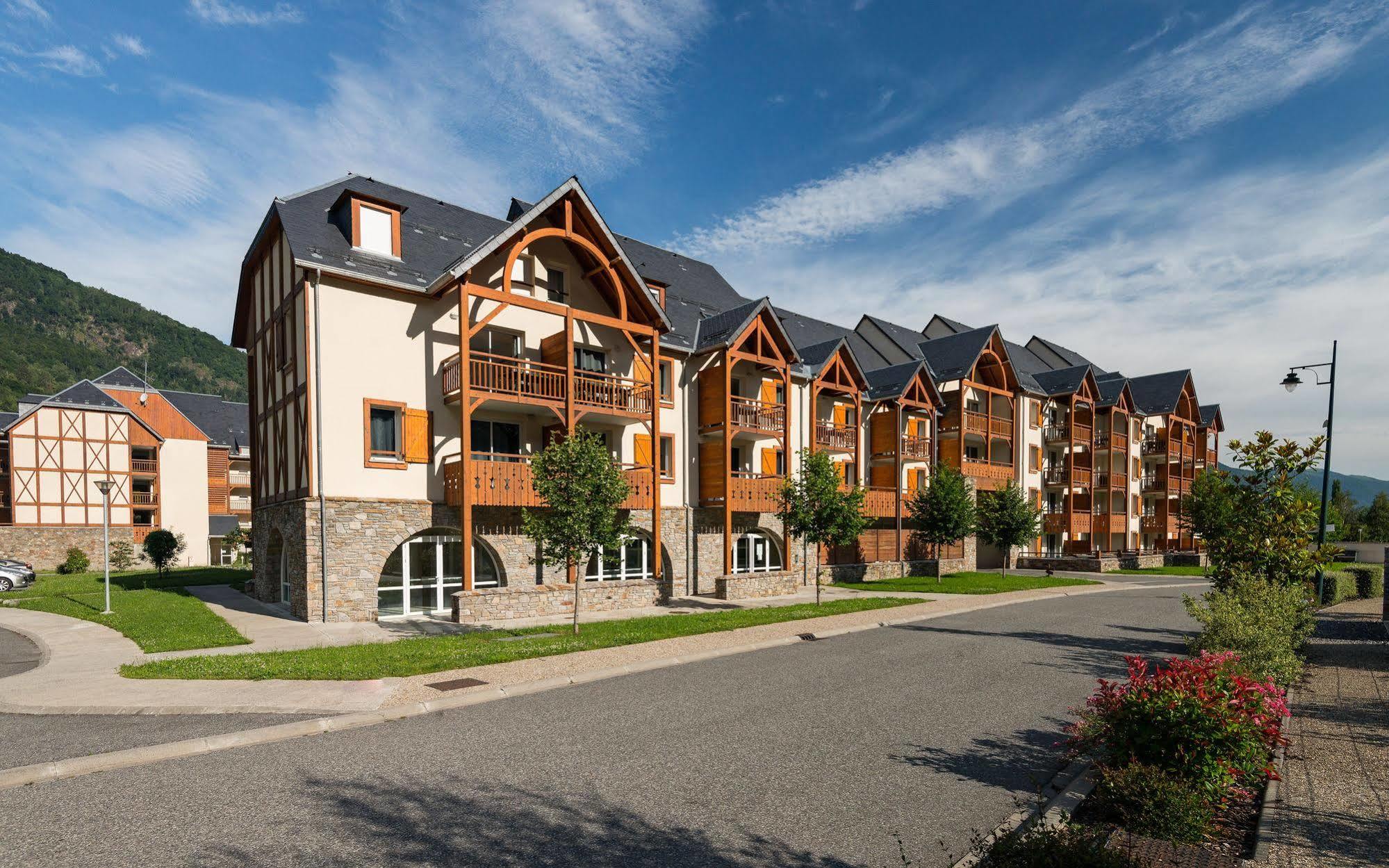 Lagrange Vacances Le Belvedere Saint-Mamet Екстериор снимка