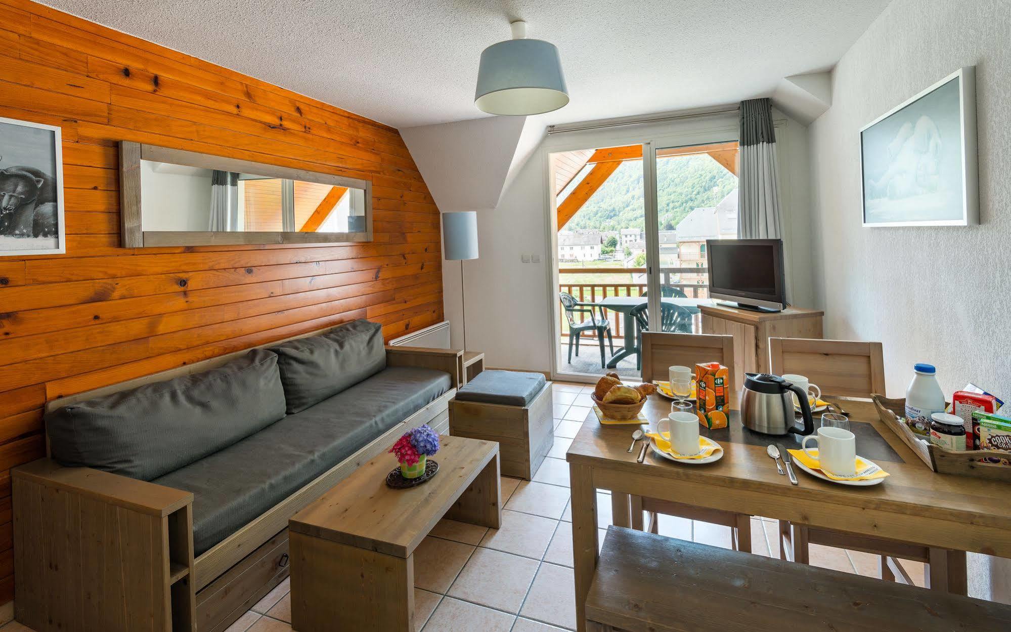Lagrange Vacances Le Belvedere Saint-Mamet Екстериор снимка