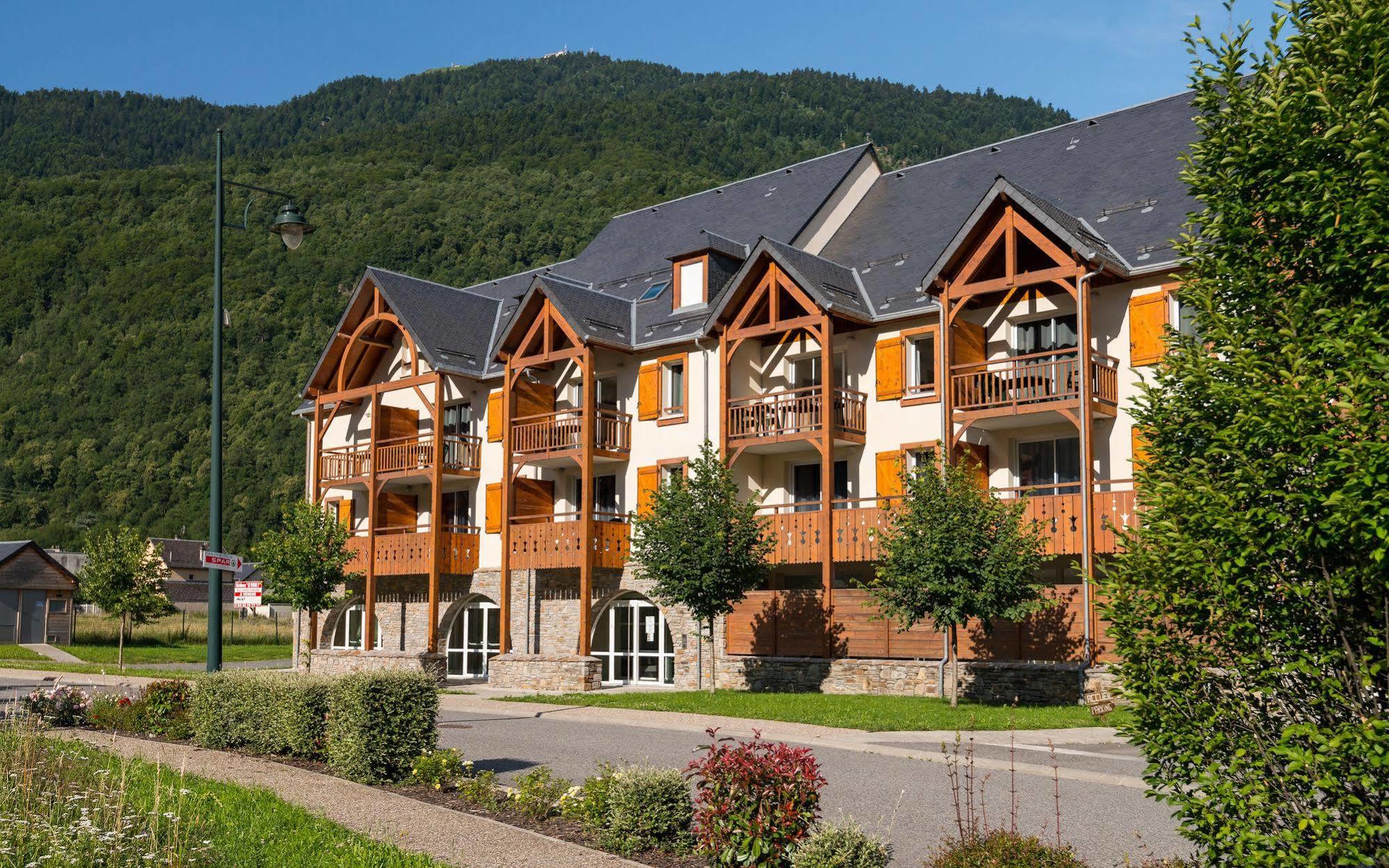Lagrange Vacances Le Belvedere Saint-Mamet Екстериор снимка