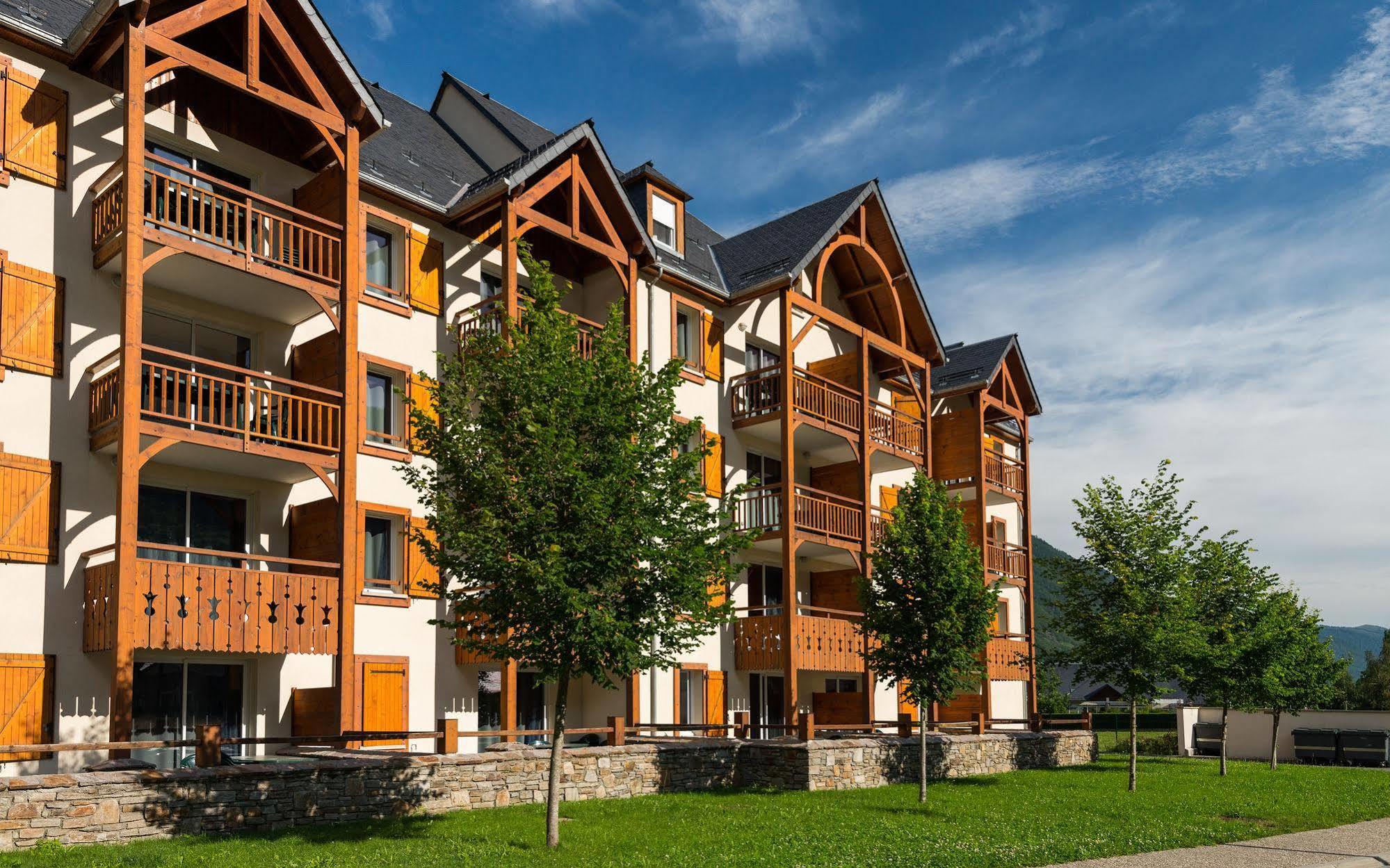 Lagrange Vacances Le Belvedere Saint-Mamet Екстериор снимка